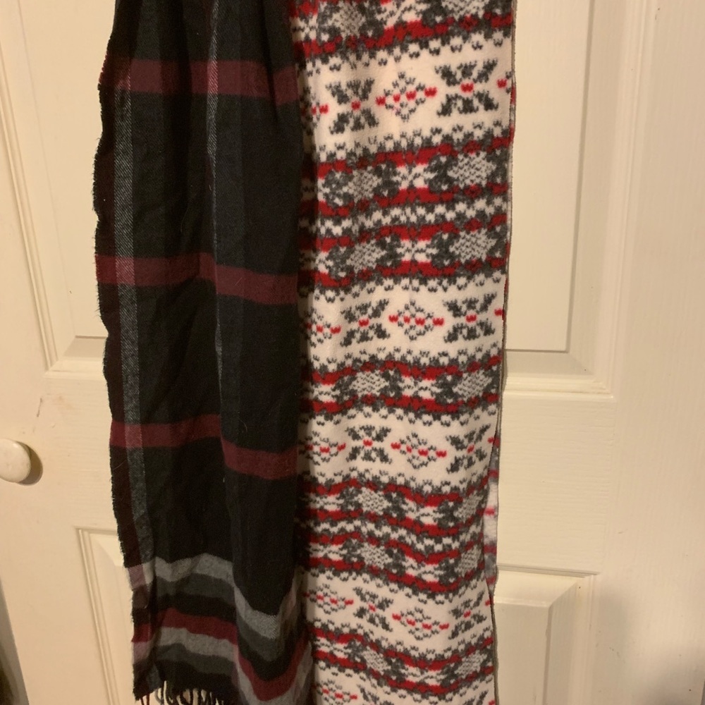 Scarfs